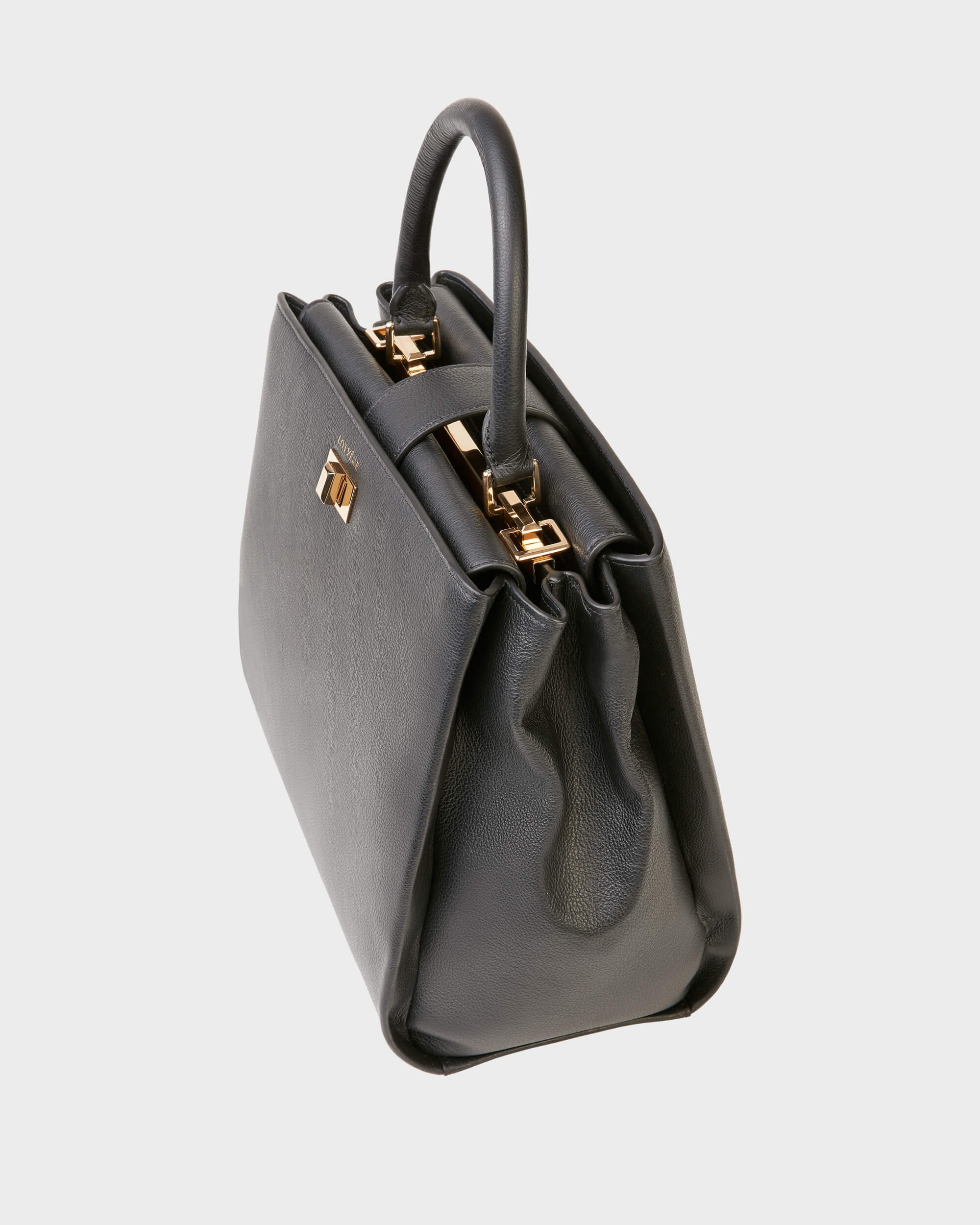 Top Handle Nera